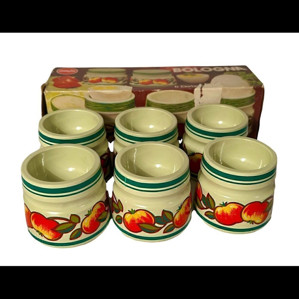 6 Vintage 1970’s Emsa West Germany Plastic Egg Cups W Box Set EUC Peach Pattern.